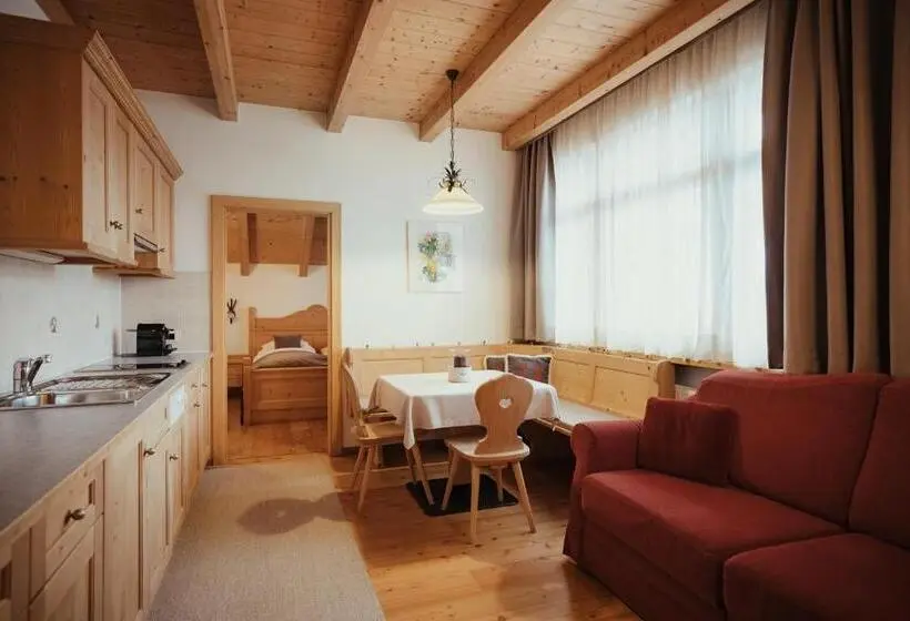 Huoneisto 1 Makuuhuone, Villa Flora Mountain Lodges