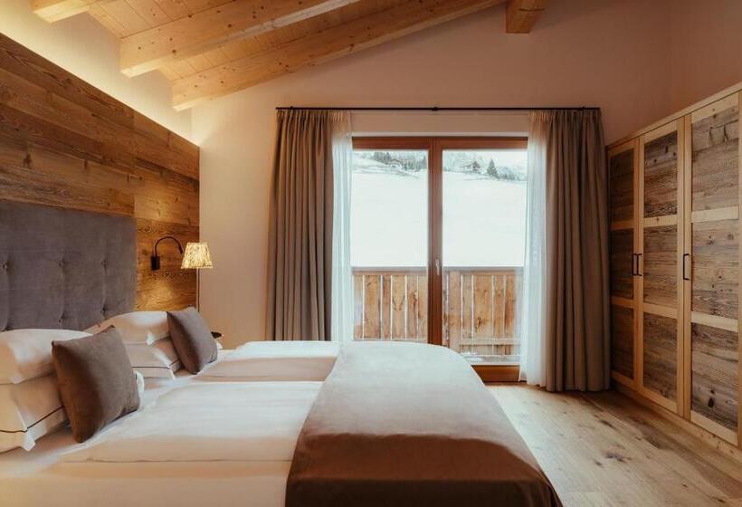 Апартаменты 1 Спальня с Видом, Villa Flora Mountain Lodges