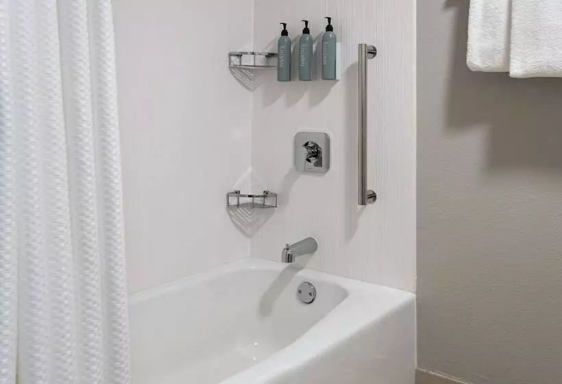 ２ダブルベッドのスタンダードルーム, Courtyard By Marriott Baltimore Hunt Valley