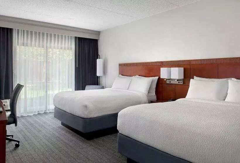 ２ダブルベッドのスタンダードルーム, Courtyard By Marriott Baltimore Hunt Valley