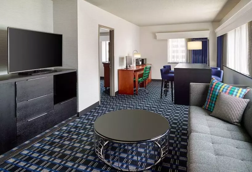 سوییت, Courtyard Arlington Crystal City/reagan National Airport