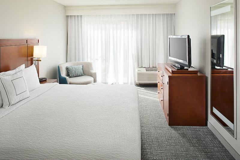 스탠다드 룸 킹사이즈 침대, Courtyard By Marriott Tucson Williams Centre