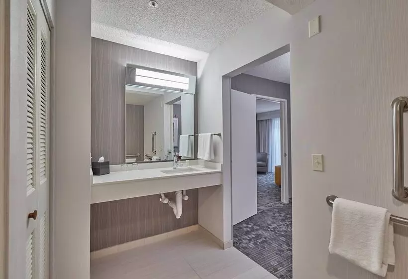 スイート, Courtyard By Marriott Eugene Springfield