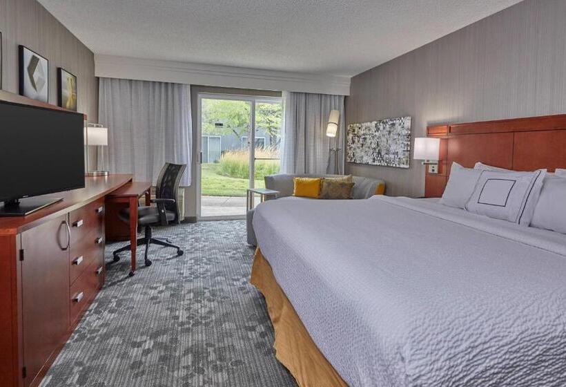 주니어 스위트 킹사이즈 침대, Courtyard By Marriott Eugene Springfield
