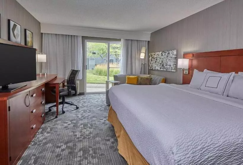 キングサイズベッドのジュニアスイート, Courtyard By Marriott Eugene Springfield