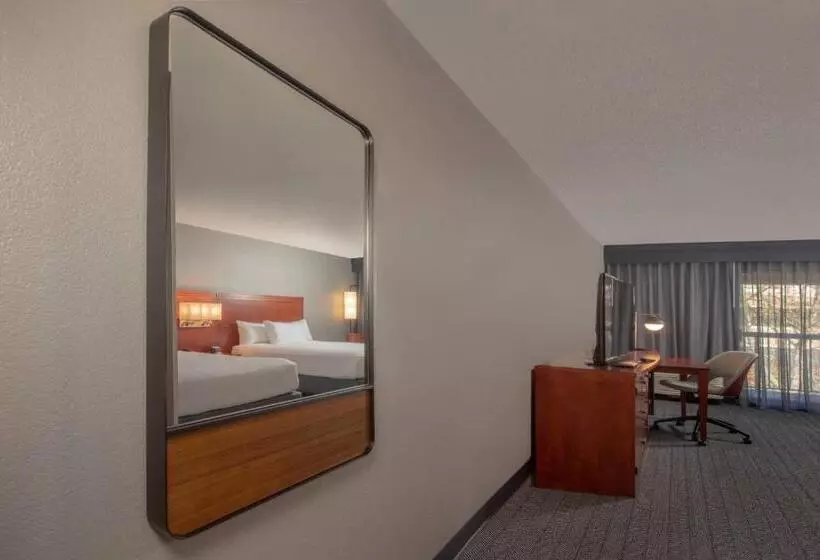 スタンダードルーム, Courtyard By Marriott Frederick