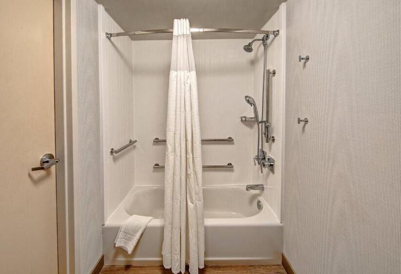 استودیوی سوپریور, Courtyard By Marriott Nashville Vanderbilt West End