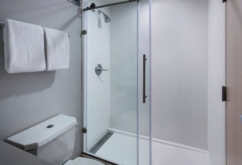 Номер Стандарт 2 Двуспальные Кровати, Courtyard By Marriott Newburgh Stewart Airport
