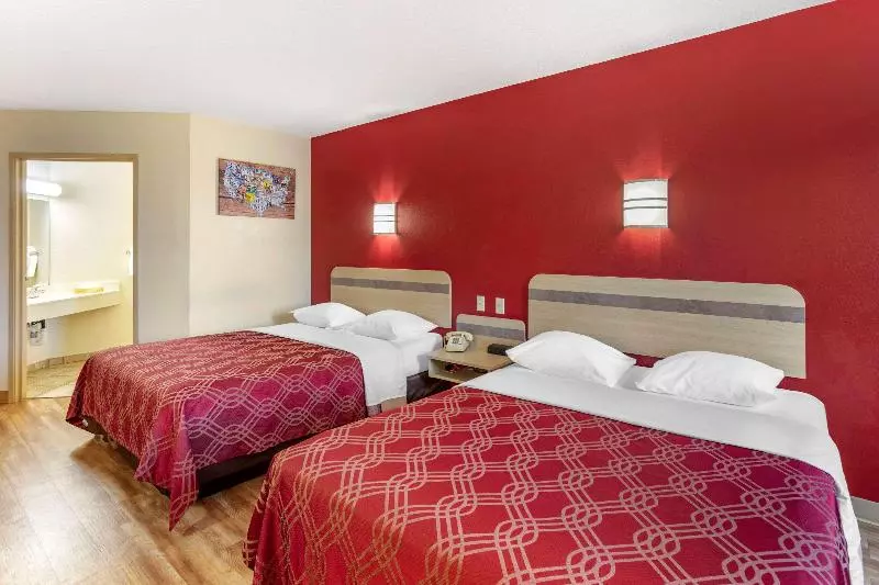キングサイズベッドのスタンダードルーム, Holiday Inn Express Tifton, An Ihg