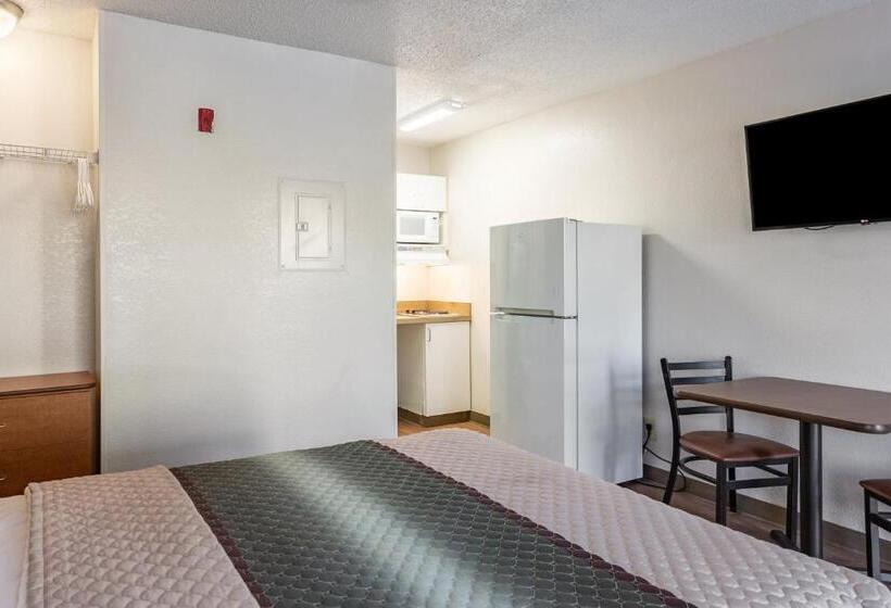 スタンダードスタジオ, Hometowne Studios Nashville  Airport/ Briley Pkwy