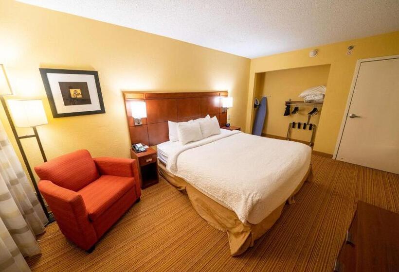 스위트 킹사이즈 침대, Iowa Inn Bettendorf Quad Cities