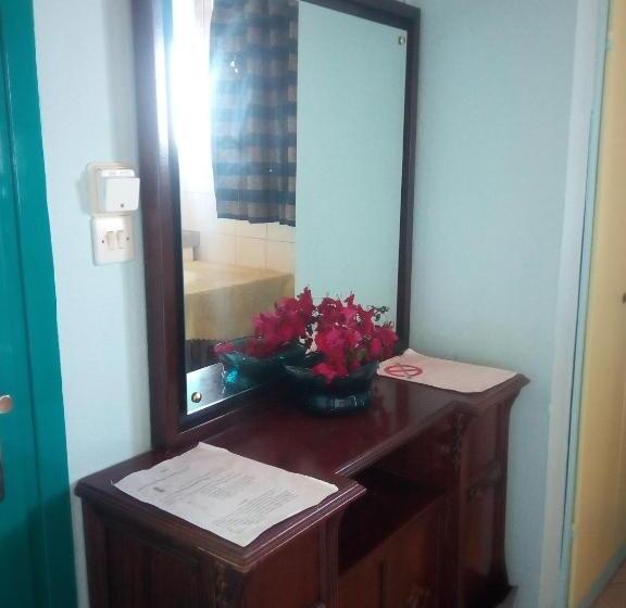 海の見えるスタンダードスタジオ, Bella Vista