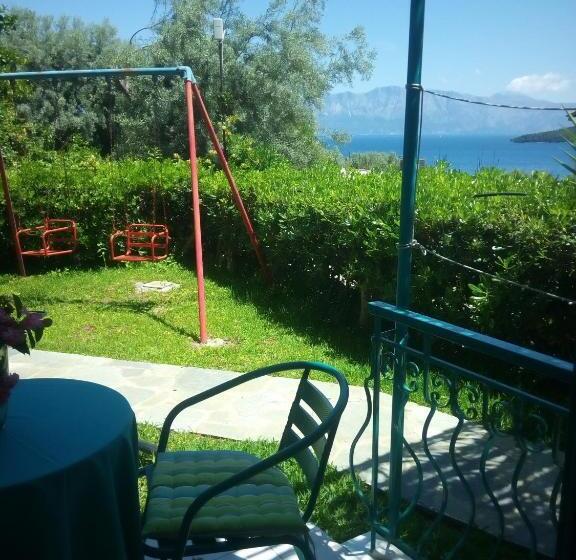 庭の見える１ベッドルームアパートメント, Bella Vista