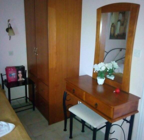 Family flat with sea view, Bella Vista