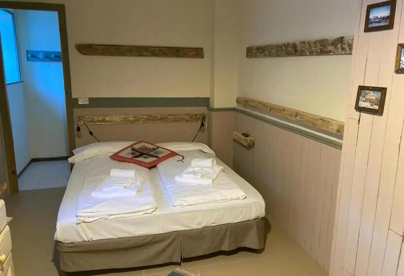 Standard Neljän Hengen Huone, Chalet Capannina