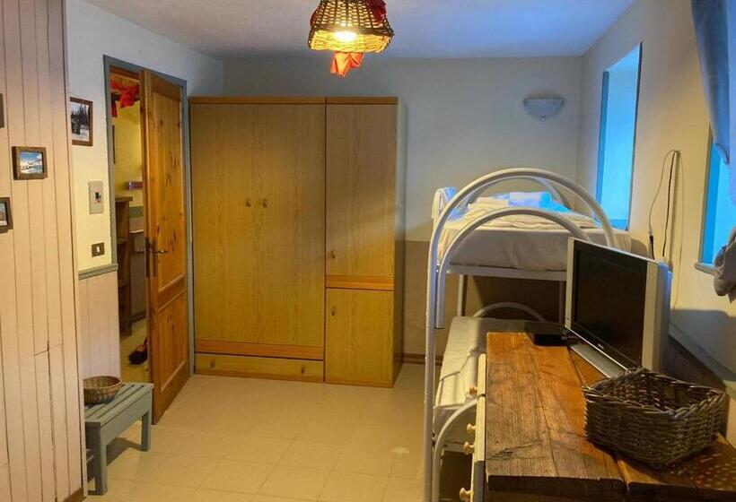 四人标准间, Chalet Capannina