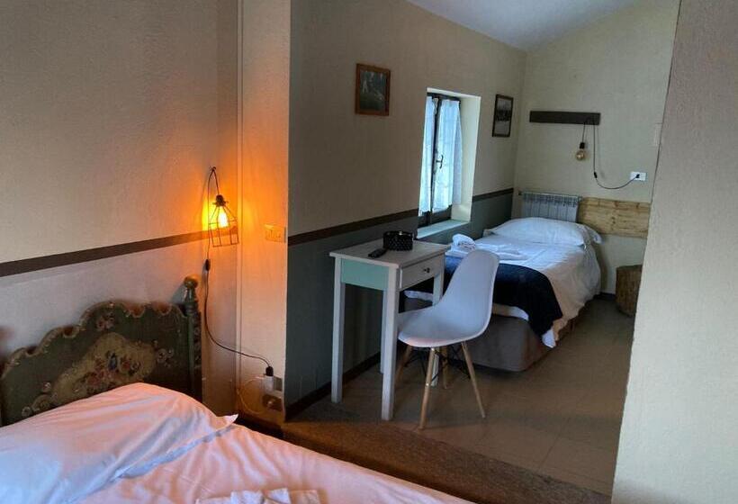 اتاق استاندارد سه نفره, Chalet Capannina