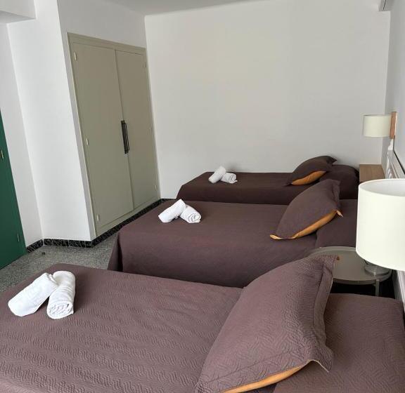 Quarto Triplo Estandar, L'illa