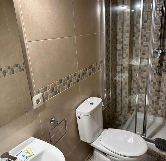 Quarto Estandar Individual, L'illa