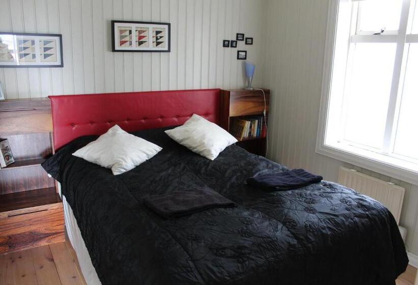 آپارتمان 1 خوابه, Steinhúsið