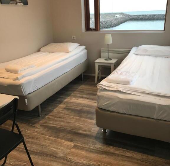 اتاق استاندارد با چشمانداز دریا, Við Hafið Guesthouse