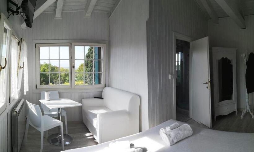 اتاق سوپریور با تخت بزرگ, Junior Suites Venezia