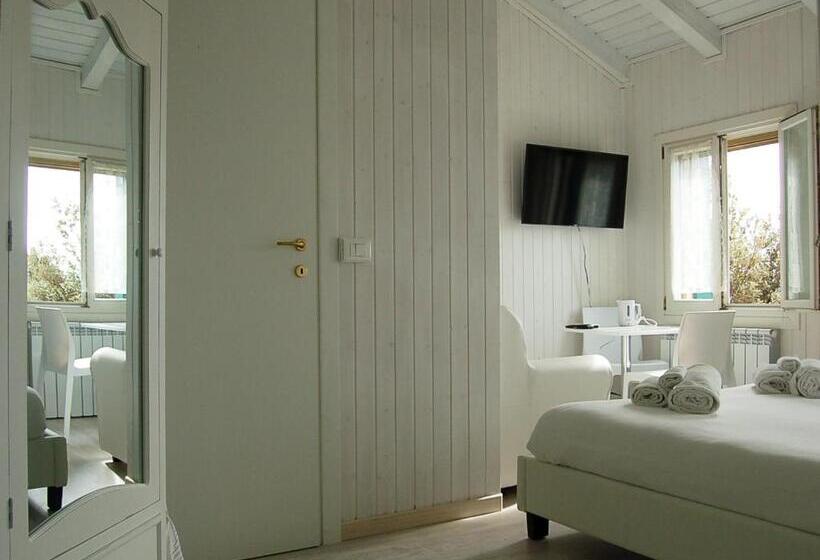 اتاق لوکس با تخت بزرگ, Junior Suites Venezia