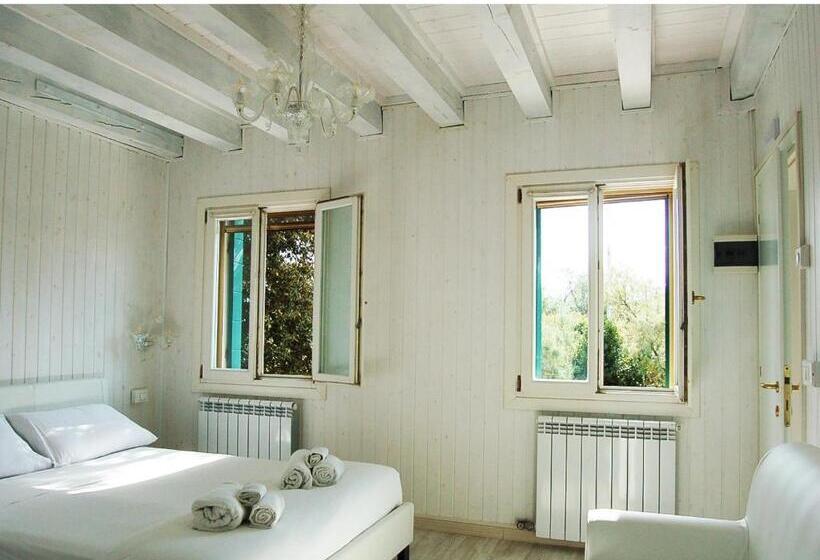 اتاق استاندارد با تخت بزرگ, Junior Suites Venezia