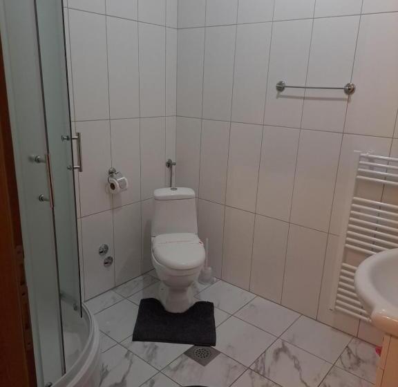 اتاق استاندارد با تخت بزرگ, Prenoćište/restoran Lovac