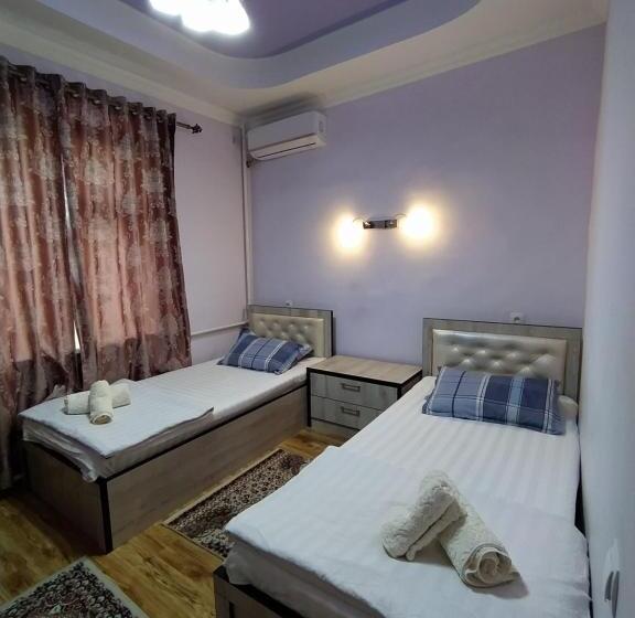اتاق اکونومی, Orom Guest House