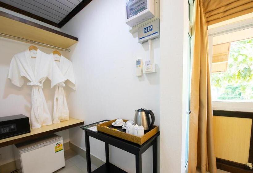 スーペリアールーム, Rnana Grand