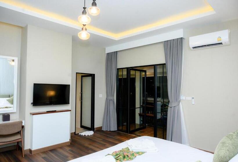 Номер Deluxe Кровать Кинг, Rnana Grand