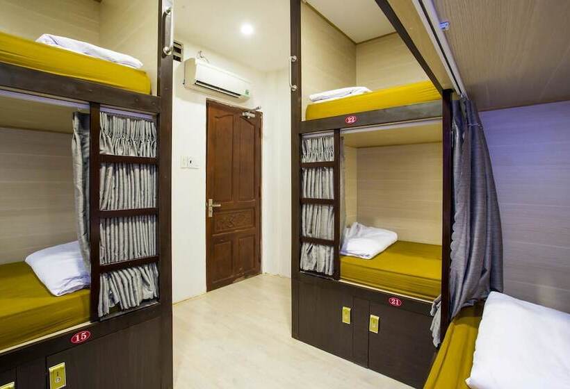 تختخواب در اتاق مشترک, Saigon Marvel Hostel