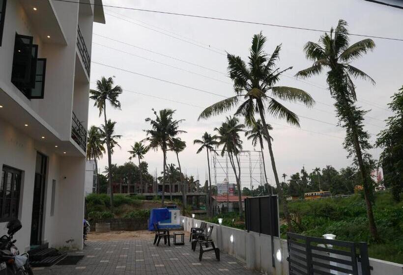 اتاق لوکس چهار تخته, Coral Homes