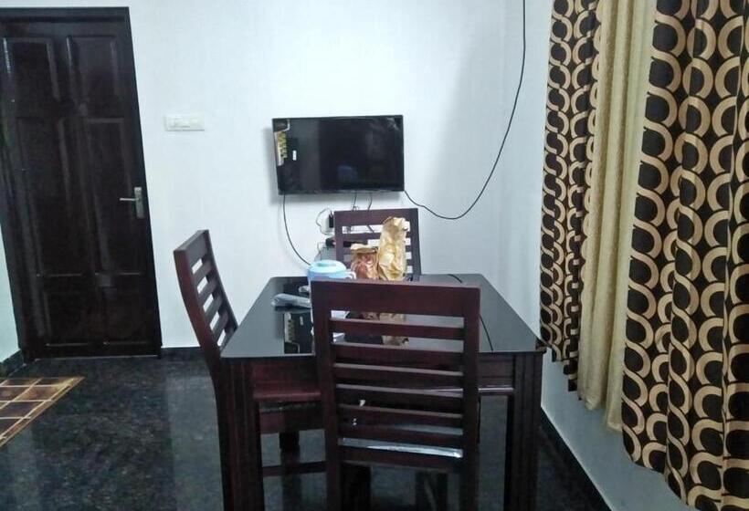 آپارتمان 1 خوابه همکف, Coral Homes