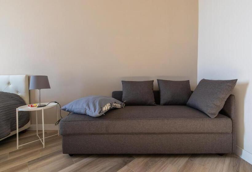 اتاق سه نفره دلوکس با چشمانداز دریا, Belvedere Bonito