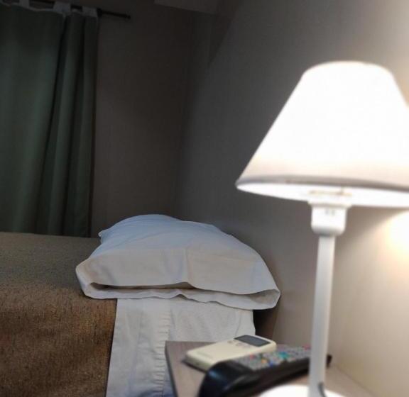 Трехместный Номер Комфорт, Caminos Hostal