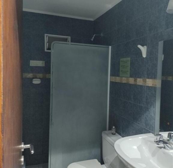 컴포트 트리플 룸, Caminos Hostal