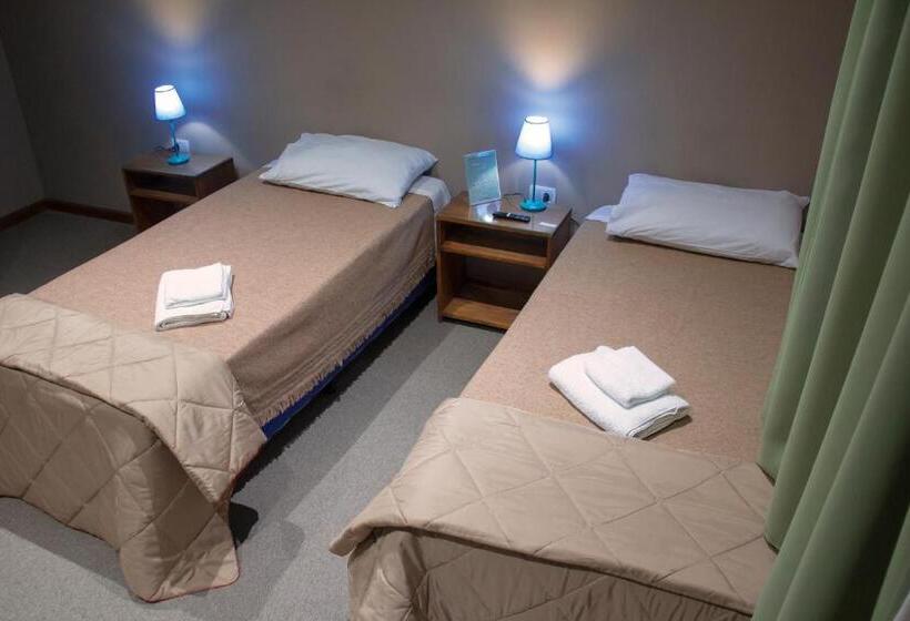 스탠다드 트리플 룸, Caminos Hostal