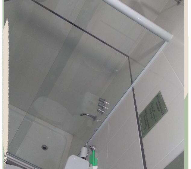 스탠다드 트리플 룸, Caminos Hostal