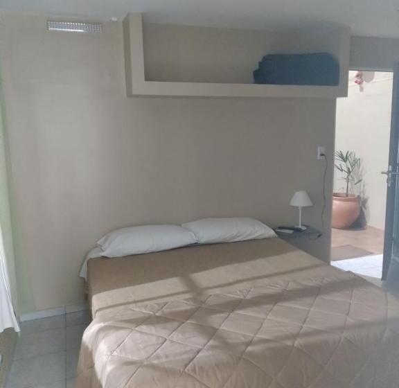 컴포트 트리플 룸, Caminos Hostal