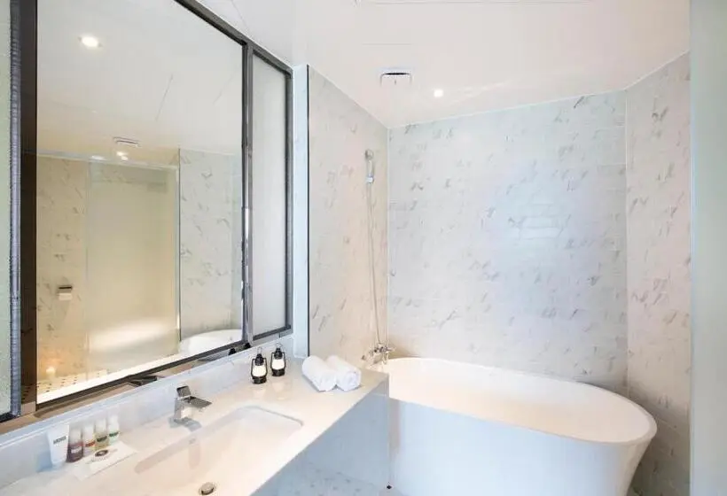Juniorsviitti, Brown Dot Hotel Jinju