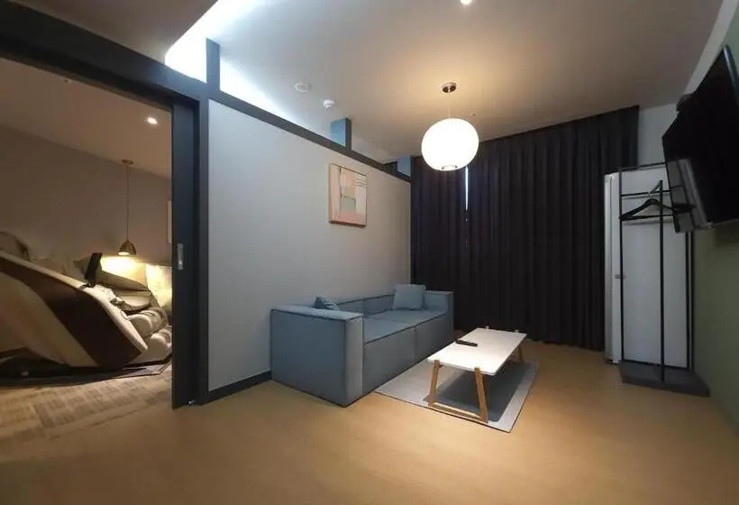 Juniorsviitti, Brown Dot Hotel Jinju