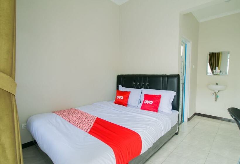 Номер Стандарт, Oyo 1078 Fakhira Residence