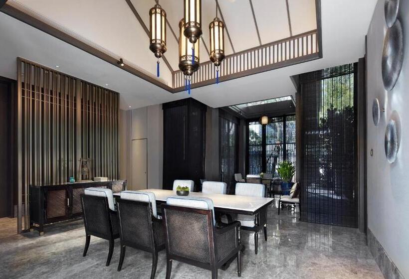 ویلای 3 خوابه, Song Hotel Kunming Dianchi