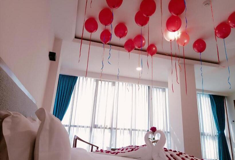 اتاق لوکس خانوادگی, Dragon Phoenix