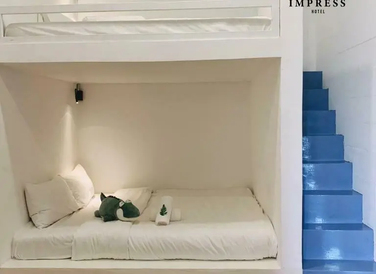 Deluxe Zimmer, Impress