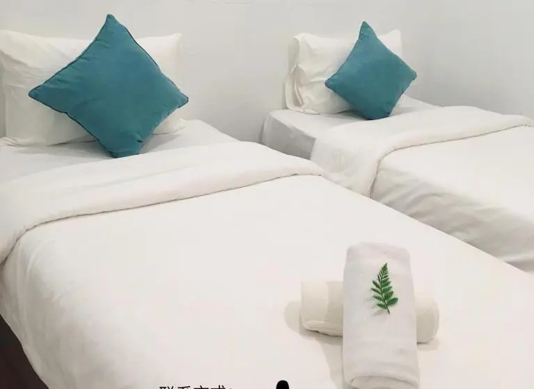 Deluxe Zimmer, Impress