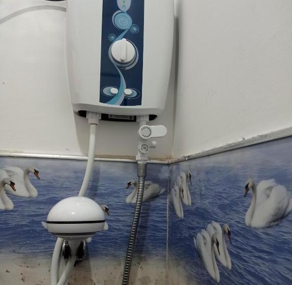 חדר אקונומי יחיד, Arusha Guest House