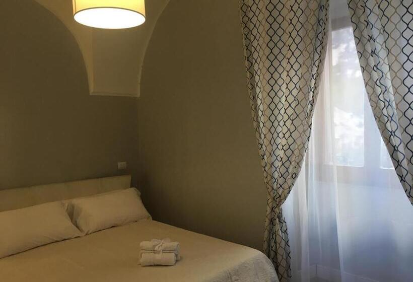 标准间, Pierette Guest House
